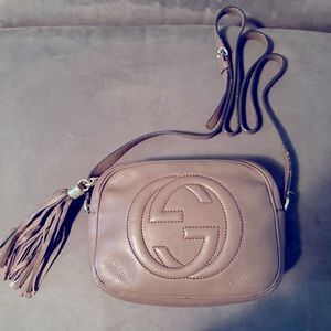 Preowned GUCCI cashmere color crossbody.  This collection is ready to wear.